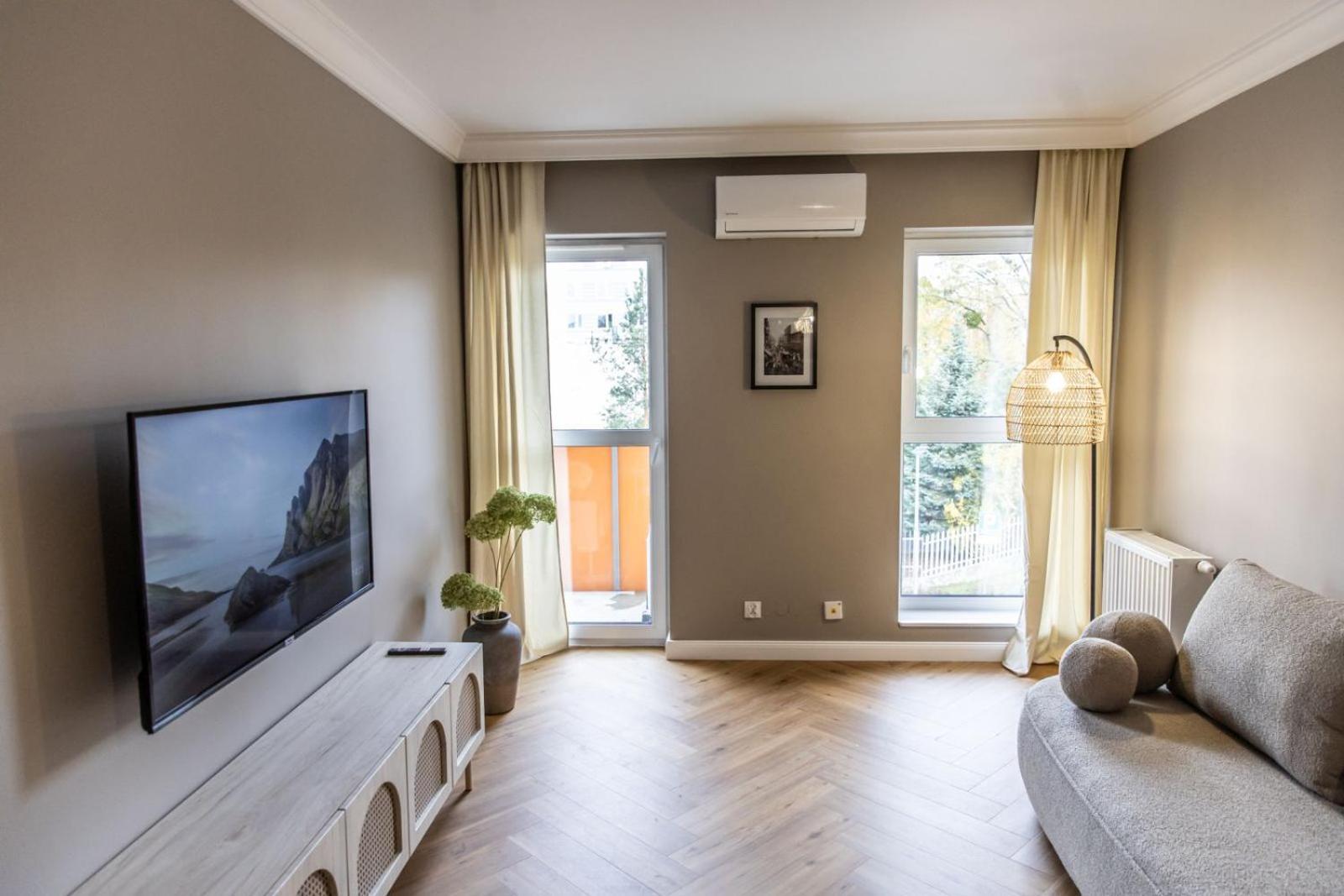 Solar Apartments I Stare Miasto 10Min I Priv Parking Free I Winda I Balkon Torun Exterior photo